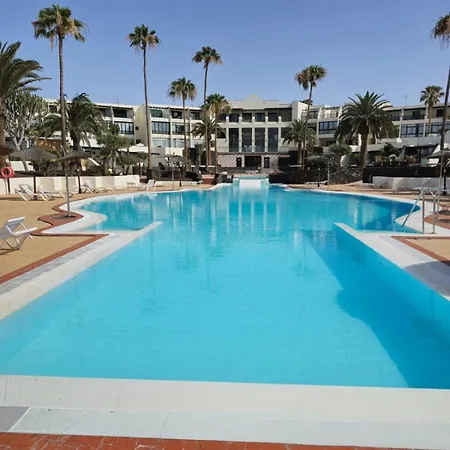 Apartment Lido-playa Roca With Sea Front Access - Free Ac - Wifi