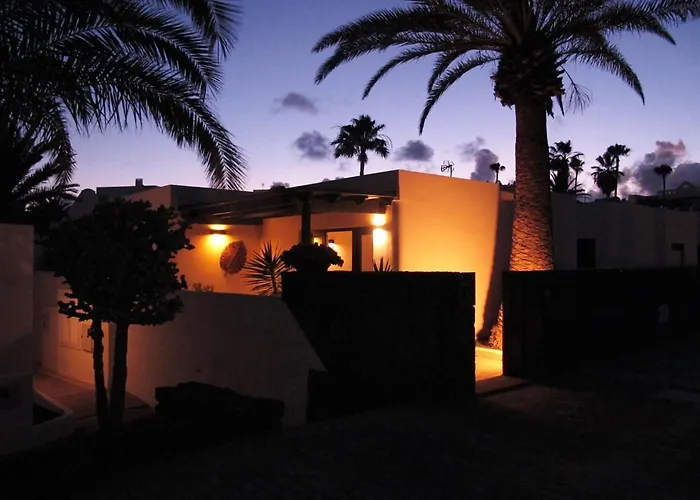 Lägenhet Lido-playa Roca With Sea Front Access - Free Ac - Wifi *