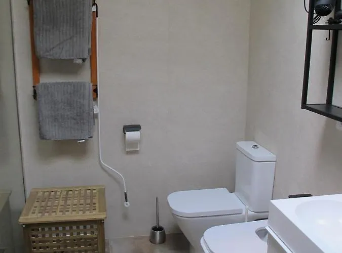 Lägenhet Lido-playa Roca With Sea Front Access - Free Ac - Wifi